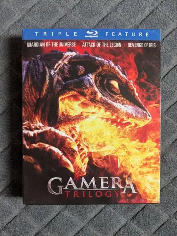 가메라 Blu-ray 2장 북미판 영화 3부작 수록