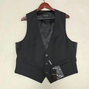 택 포함 미사용품 EMPORIO ARMANI 54 테일러드 베스트