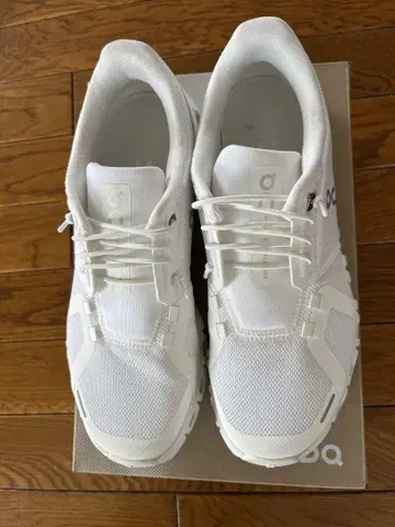 On cloud6 화이트