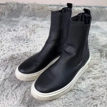 새상품급 ZARA 자라 가죽 사이드 고어 부츠 블랙 23.5cm