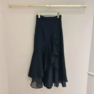 AnMILLE 안미르 헤임프릴 시어 스커트 블랙
