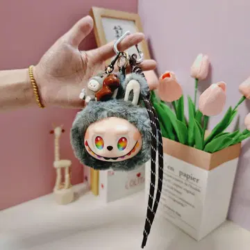 러브 퍼 달린 컬러풀 캐릭터 키링 1점