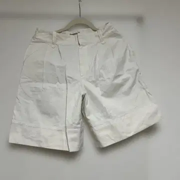 마가렛호웰 하프 팬츠