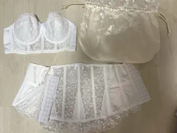 화이트 세모아 브라이덜 이너 E70 수납 봉투 포함