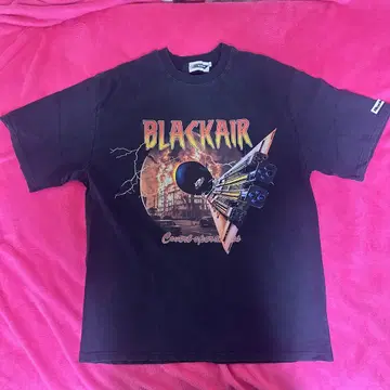 BLACKAIR 그래픽 T셔츠