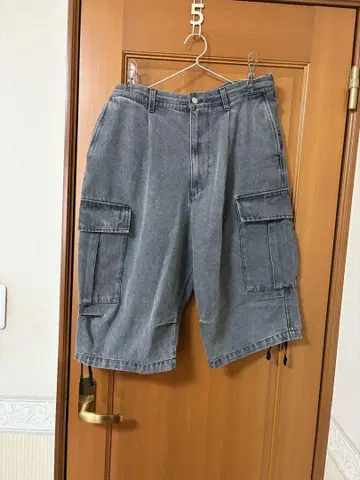 카고 숏팬츠 그레이