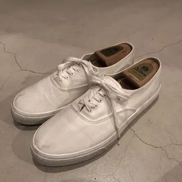Made in Japan 아사히 데크 슈즈 화이트 스니커즈 화이트