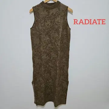 택 포함 새상품 RADIATE 올리브 니트 슬리브리스 롱 원피스