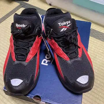 Reebok INTV 96 275mm