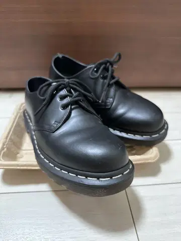 UK6 (25cm) 닥터마틴 1461 WS 화이트 스티치
