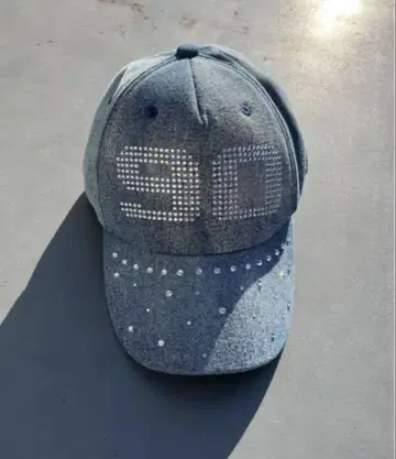 9090girl Numbering Studs Cap