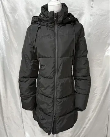 ZARA 다운 자켓 미들 기장 여성용 S 사이즈 블랙