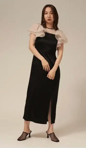 [ FRAY I.D ] 프릴 슬리브 콤비 드레스