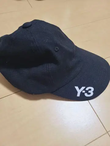 Y-3 블랙 야구 모자