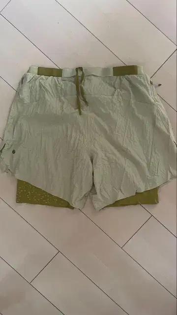 Lululemon 숏팬츠 18584A 라이트 그린
