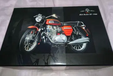 MINICHAMPS BSA Rocket III 1968 1/12 스케일