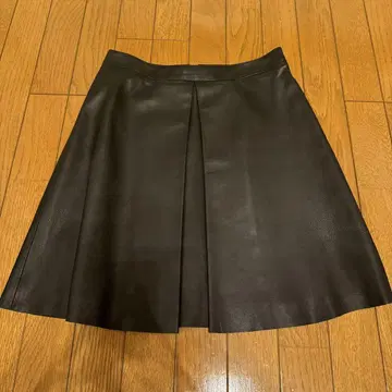 Devinette 블랙 양가죽 플레어 스커트 뒷지퍼
