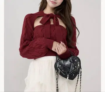 Darich 다리치 케이블 앙상블 니트탑 화이트 빨간색