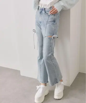 사이드 슬릿 스트레치 데님 팬츠 M 사이즈