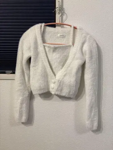 다리치 앙상블 상의 화이트