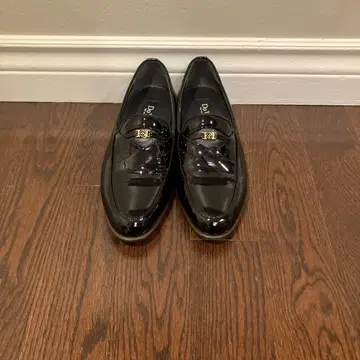 Do Walk 블랙 로퍼 광택 마감