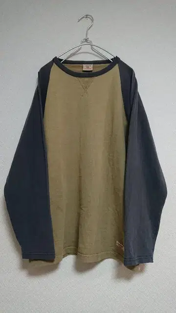 [ 구 택 미국제 ] Goodwear / 굿웨어 래글런 롱 T