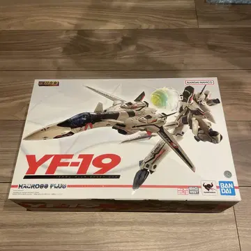 DX 초합금 YF-19 마크로스