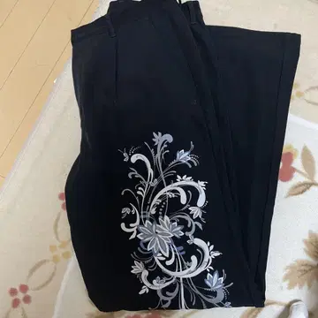 perushi 꽃무늬 자수 와이드 팬츠
