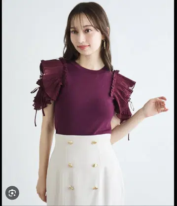 릴리안캐럿 플리츠프릴 도킹 니트 보르도