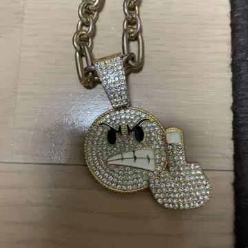중지 캐릭터 목걸이