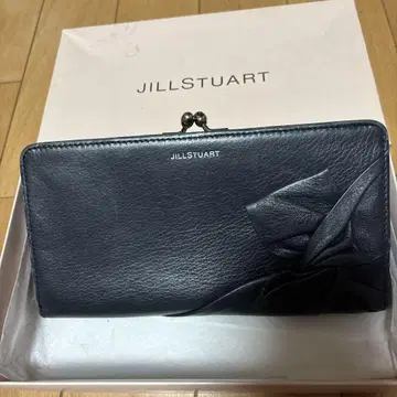 JILLSTUART 블랙 가죽 장지갑