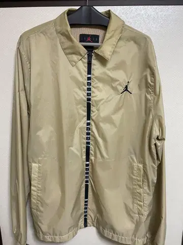 한정 가격 Jordan 베이지 나일론 자켓
