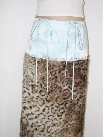 musubore docking fur skirt