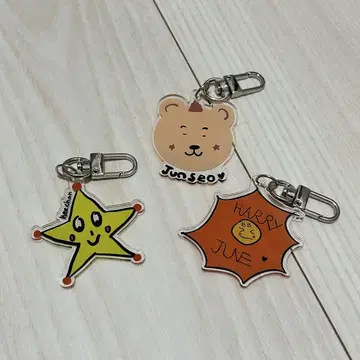 DKB 아크릴 키링