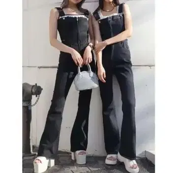 EMODA 블랙 플레어 지퍼 살로펫