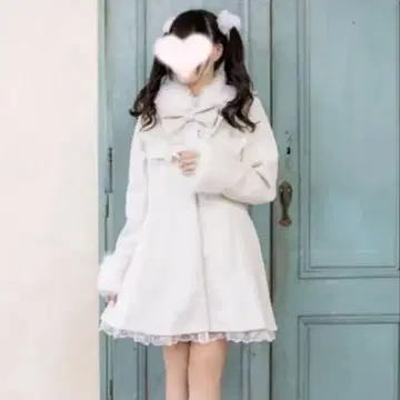 Lily Merry 모에냐 시마무라 콜라보 양산형 코트 화이트 M 사이즈