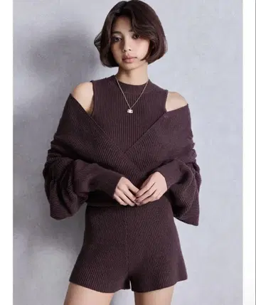 GYDA 암 개더 레이어드 니트 올인원