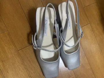 풀뷰 펌프스