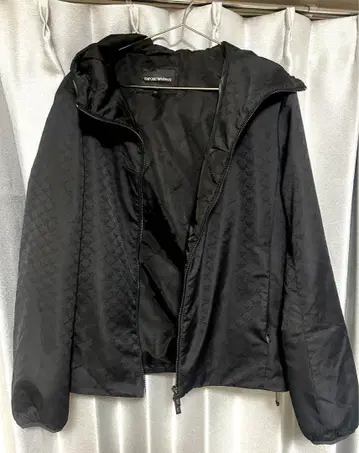 EMPORIO ARMANI 자켓 블랙 S 사이즈 남성용 여성용 새상품급