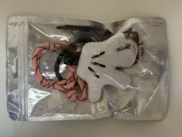 미키 손 키링