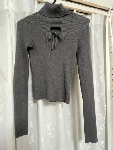 ribbon point turtle knit tops gray