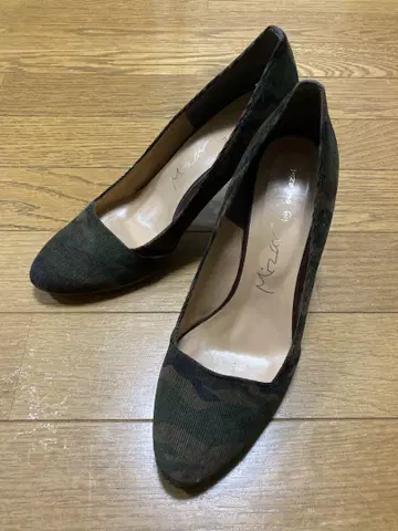 카모 패턴 코듀로이 중간 힐 펌프스