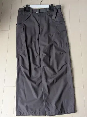 sacai 수이팅 팬츠 사이즈 2
