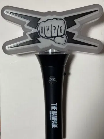 THE RAMPAGE OFFICIAL LIGHT STICK 램페 응원봉