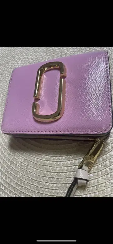 THE MARC JACOBS 이단 접이식 지갑