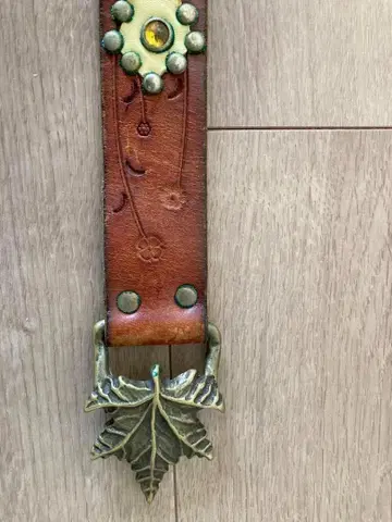 구제 의류 스터드 벨트 (스톤, 메이플)