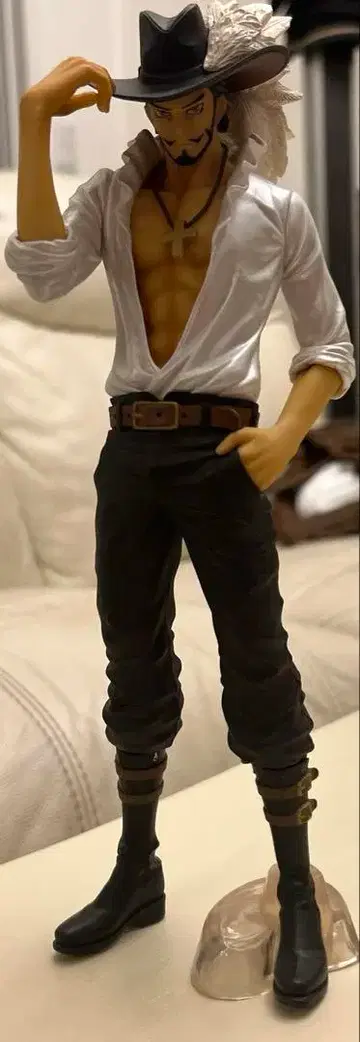 원피스 피규어 매의 눈 미호크