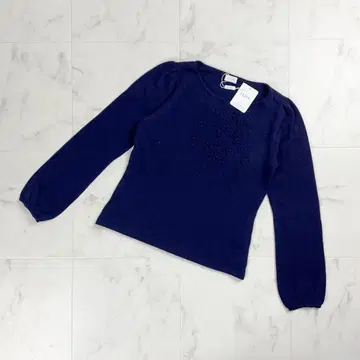 새상품 ELIZA 플라워 모티브 긴팔 니트 네이비 사이즈 2*BD124