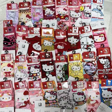 헬로키티 삭스 23-25cm 묶음 판매