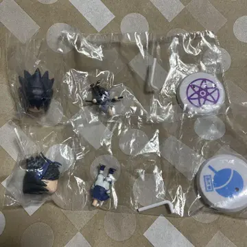 NARUTO 제일복권 치비큥캐릭터 피규어 우치하 사스케 세트